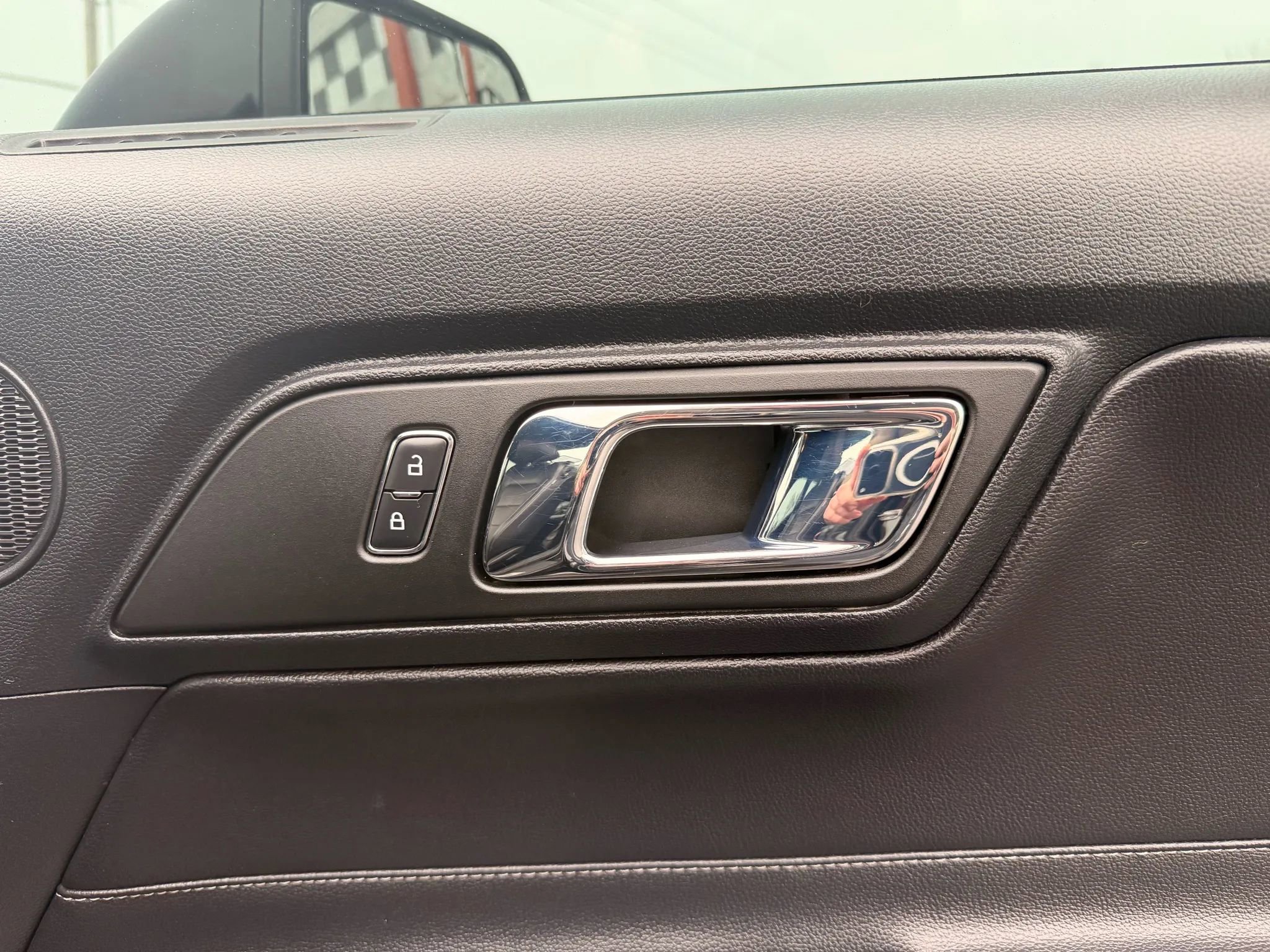 Used 2015 Ford Mustang GT Premium image 23