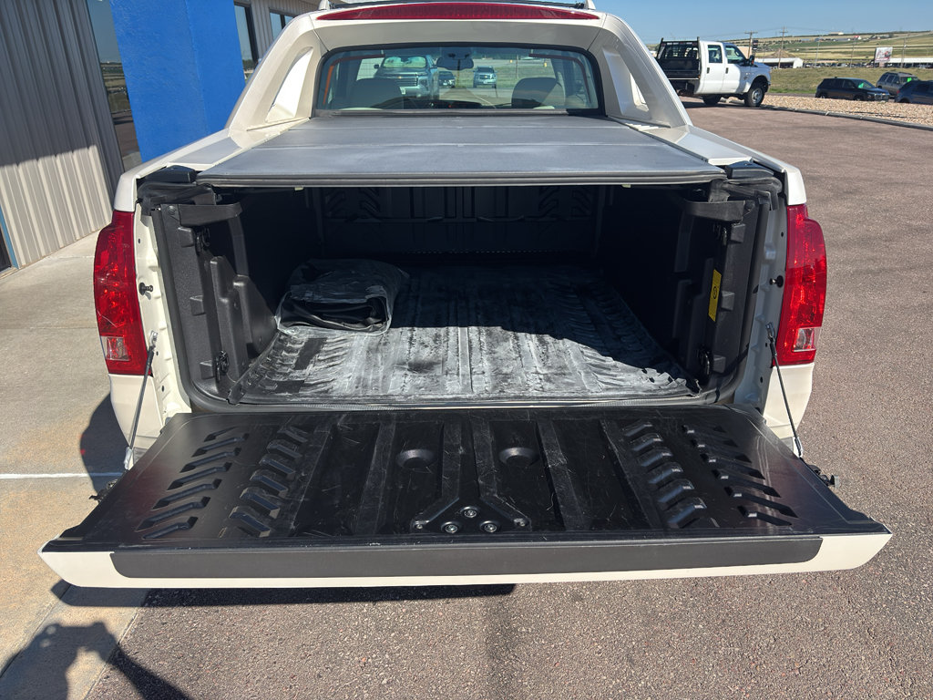 Used 2005 Cadillac Escalade EXT AWD/4WD image 31
