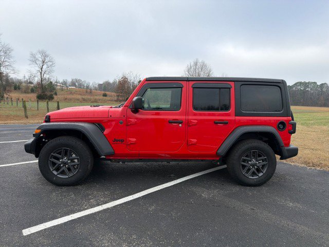 Used 2024 Jeep Wrangler Sport S image 8