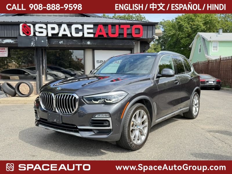 Used 2021 BMW X5 xDrive40i w/ Convenience Package AWD/4WD image 1