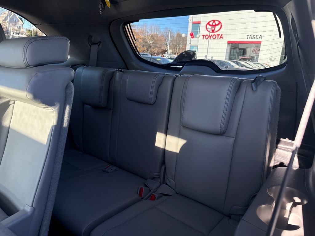 Used 2018 Toyota Highlander XLE image 38