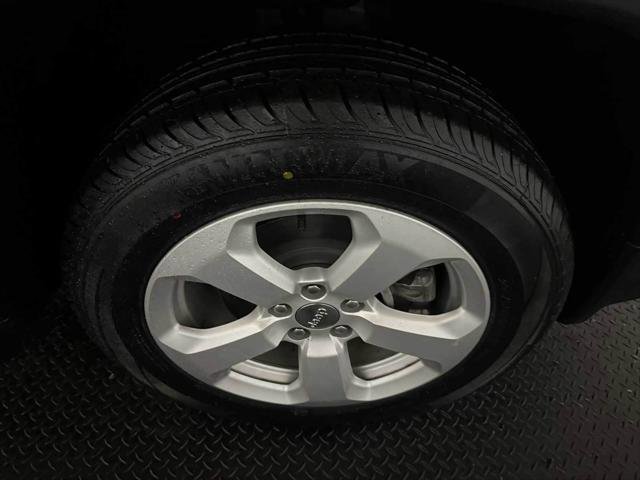 Certified 2021 Jeep Compass Latitude image 12