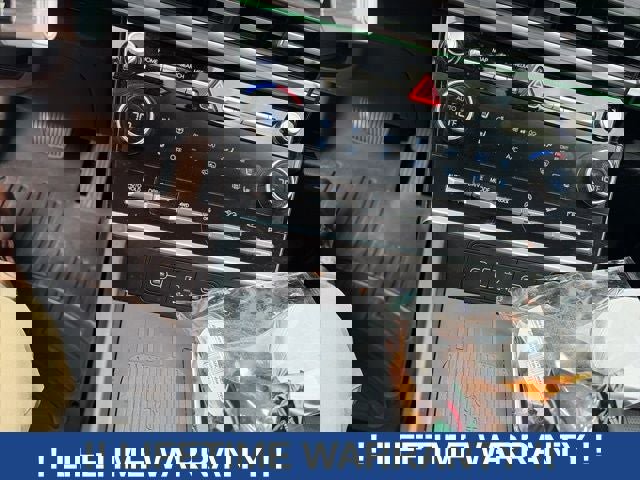 Used 2024 Hyundai Santa Fe Limited image 15