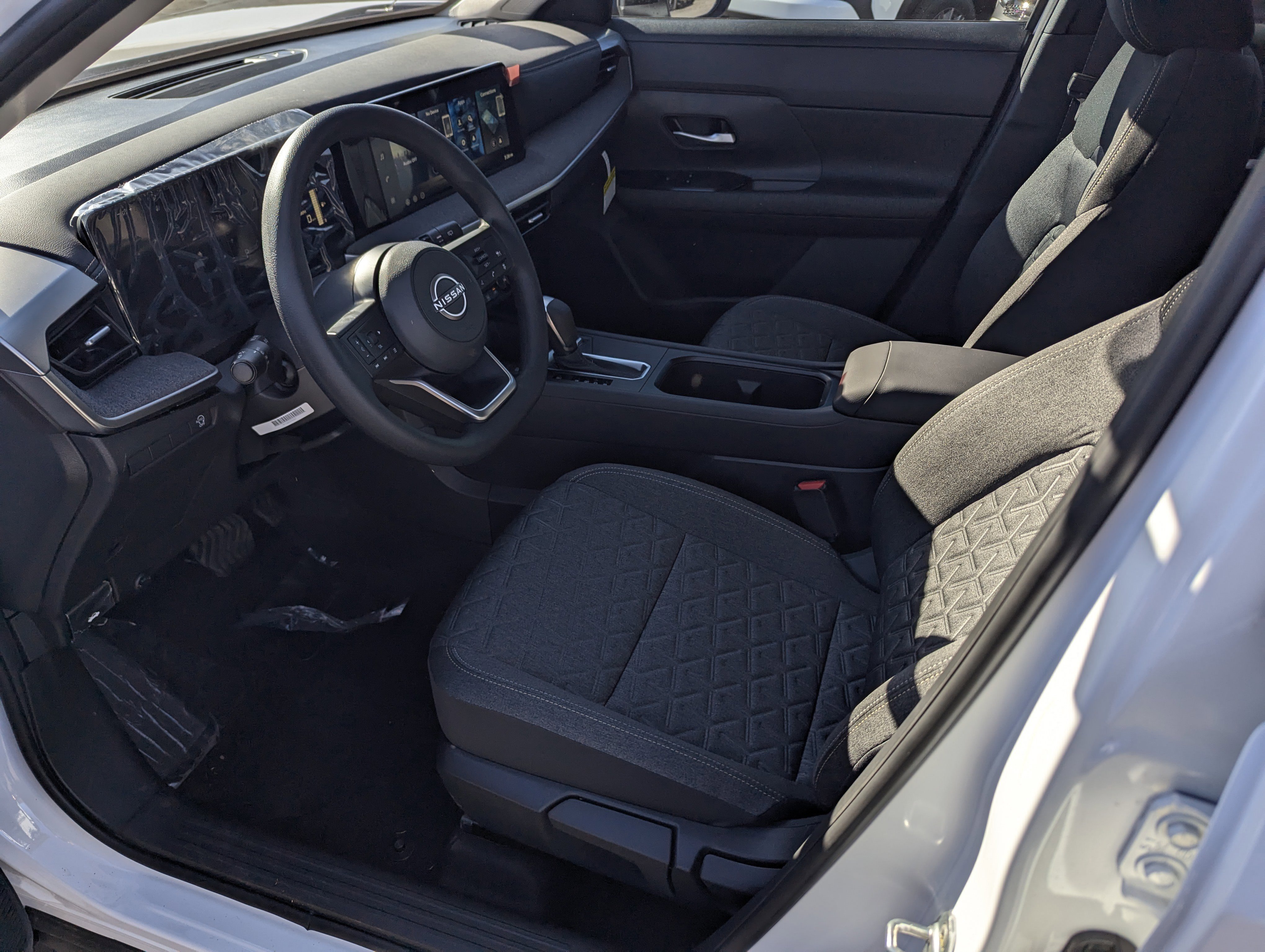 New 2026 Nissan Kicks SV image 9