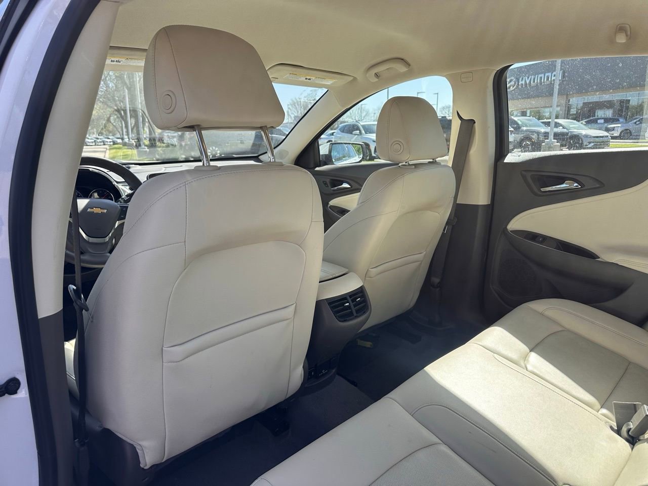 Used 2024 Chevrolet Malibu LT image 17