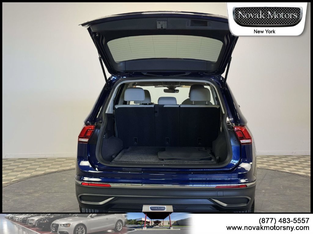 Used 2023 Volkswagen Tiguan SE AWD/4WD image 5