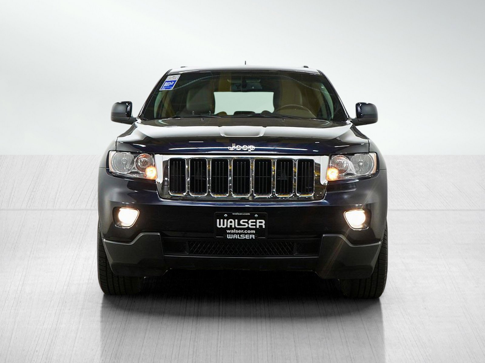 Used 2011 Jeep Grand Cherokee Laredo AWD/4WD image 8