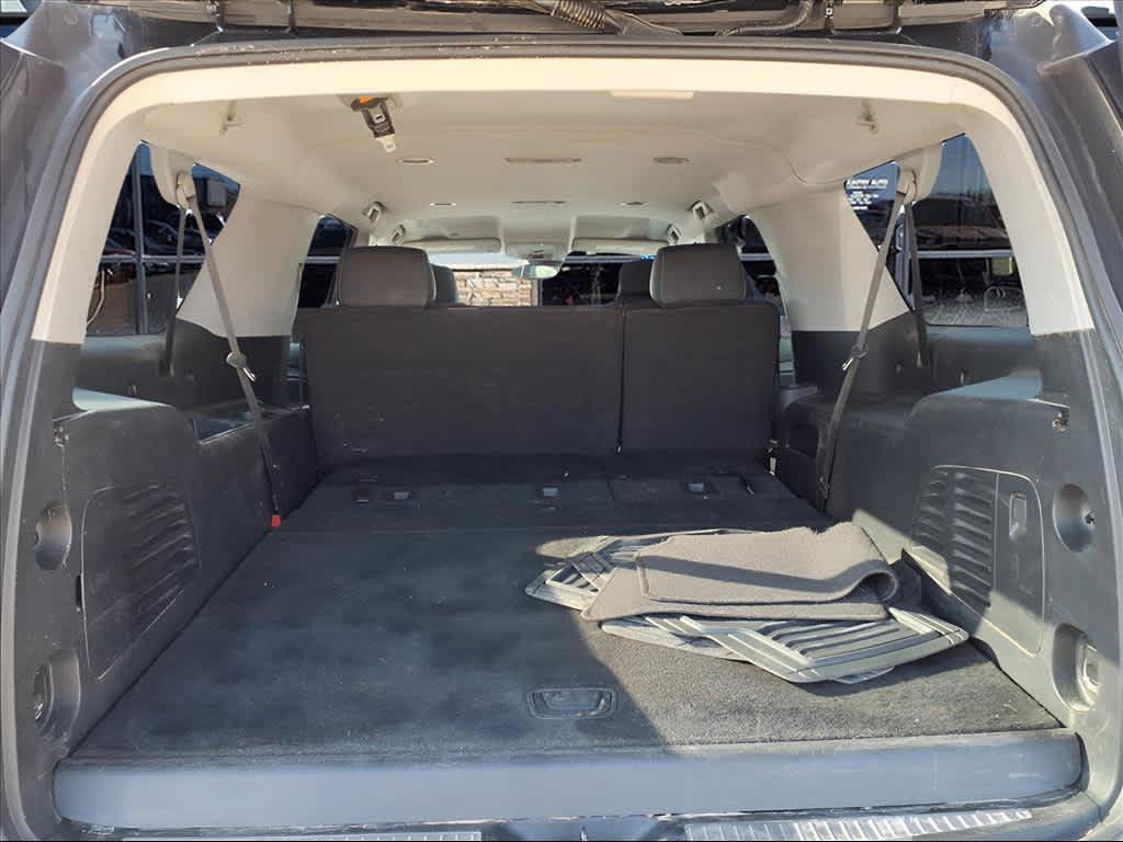 Used 2020 Chevrolet Suburban LT AWD/4WD image 5
