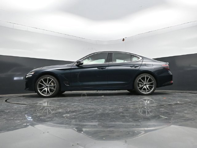 Used 2025 Genesis G70 2.5T AWD/4WD image 50
