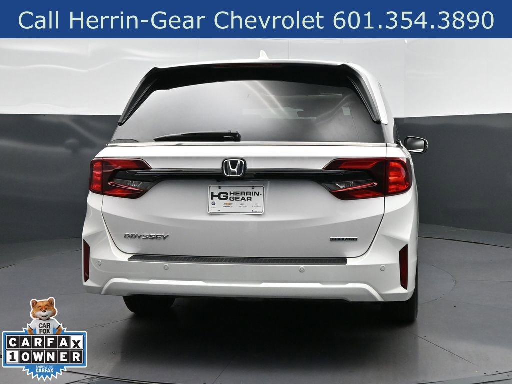 Used 2025 Honda Odyssey Touring image 6