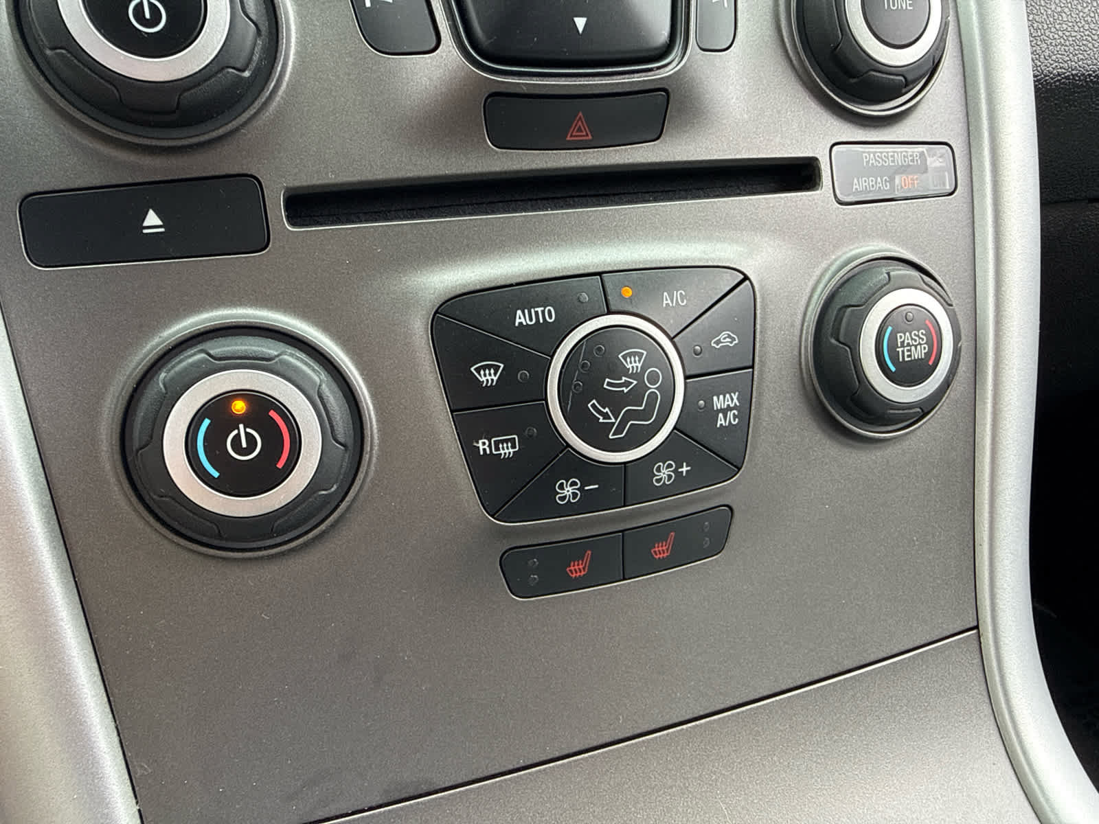 Used 2013 Ford Edge SEL FWD image 17