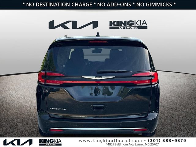 Used 2023 Chrysler Pacifica Touring-L FWD image 24