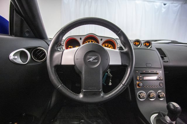 Used 2005 Nissan 350Z Coupe w/ (N93) Cargo Convenience Pkg RWD image 42