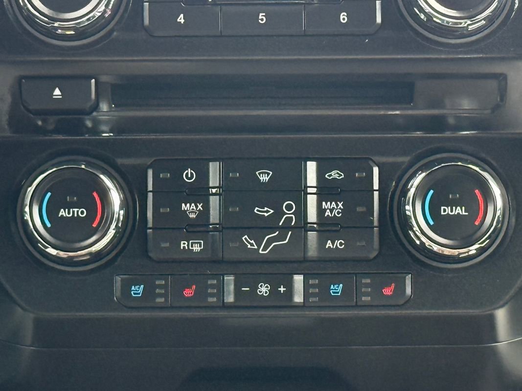 Used 2017 Ford F250 Lariat w/ Lariat Ultimate Package image 29