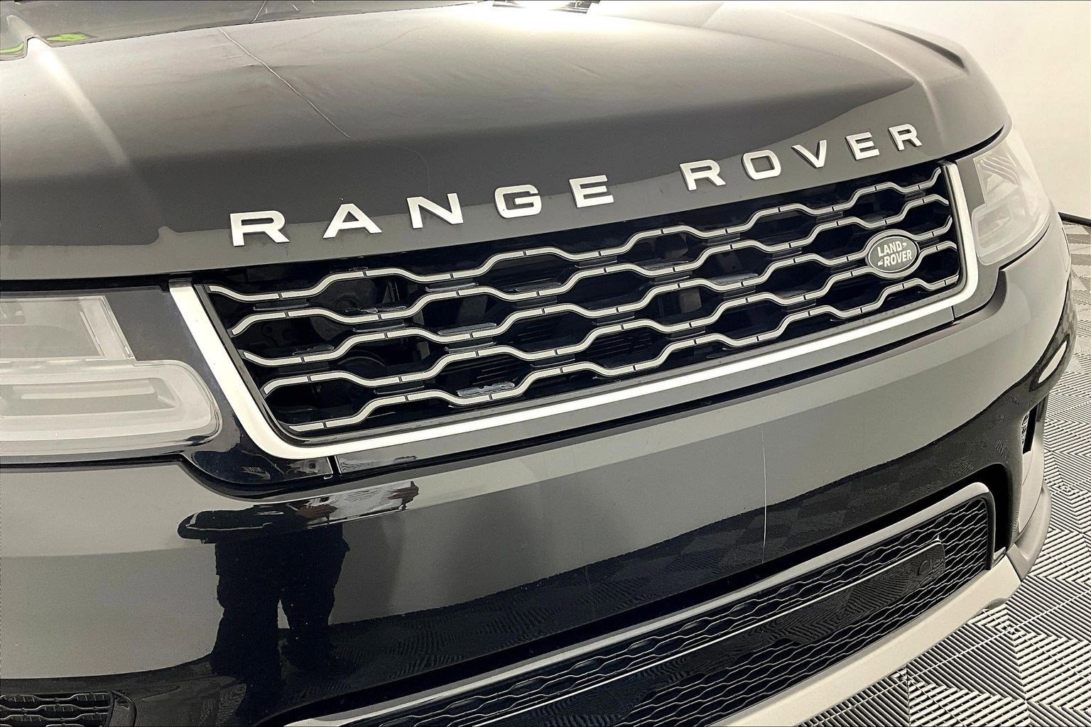 Used 2021 Land Rover Range Rover Sport SE image 35