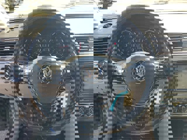 Used 2018 Volkswagen Passat 2.0T R-Line image 20