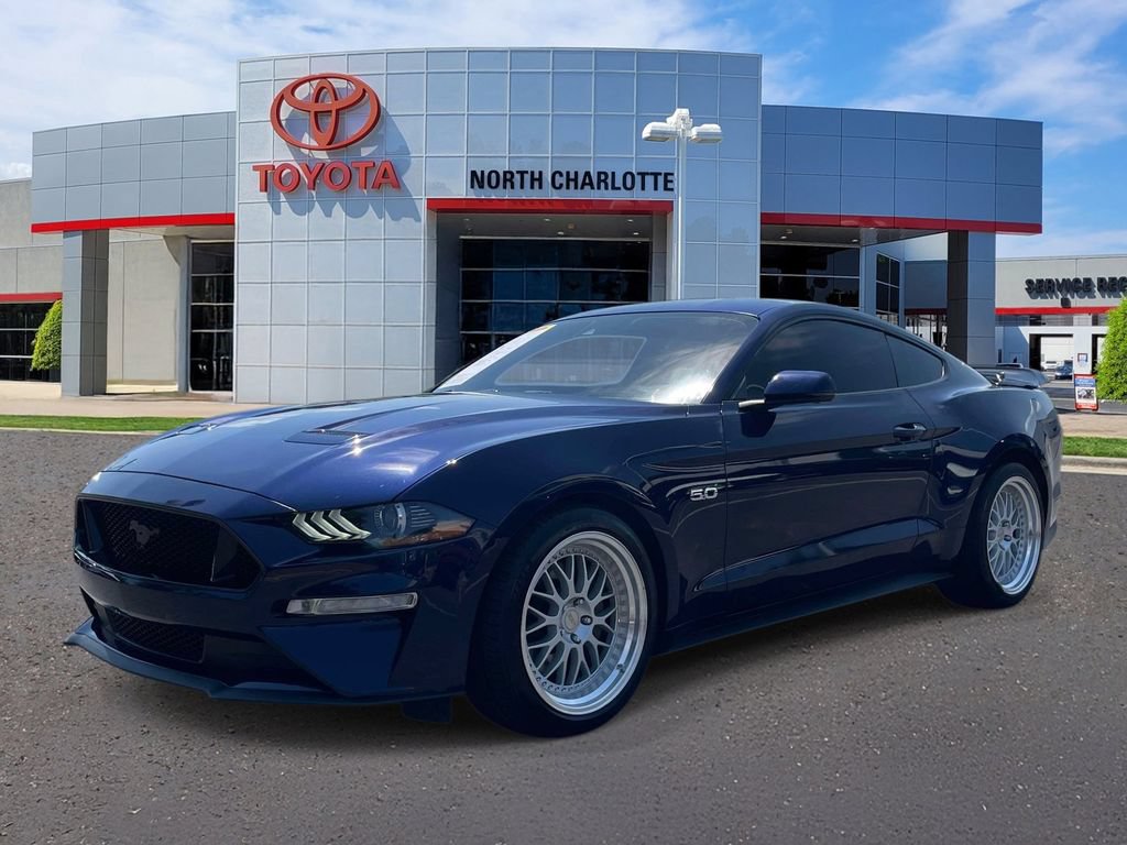 Used 2019 Ford Mustang GT Premium w/ Ford Safe & Smart Package RWD image 3
