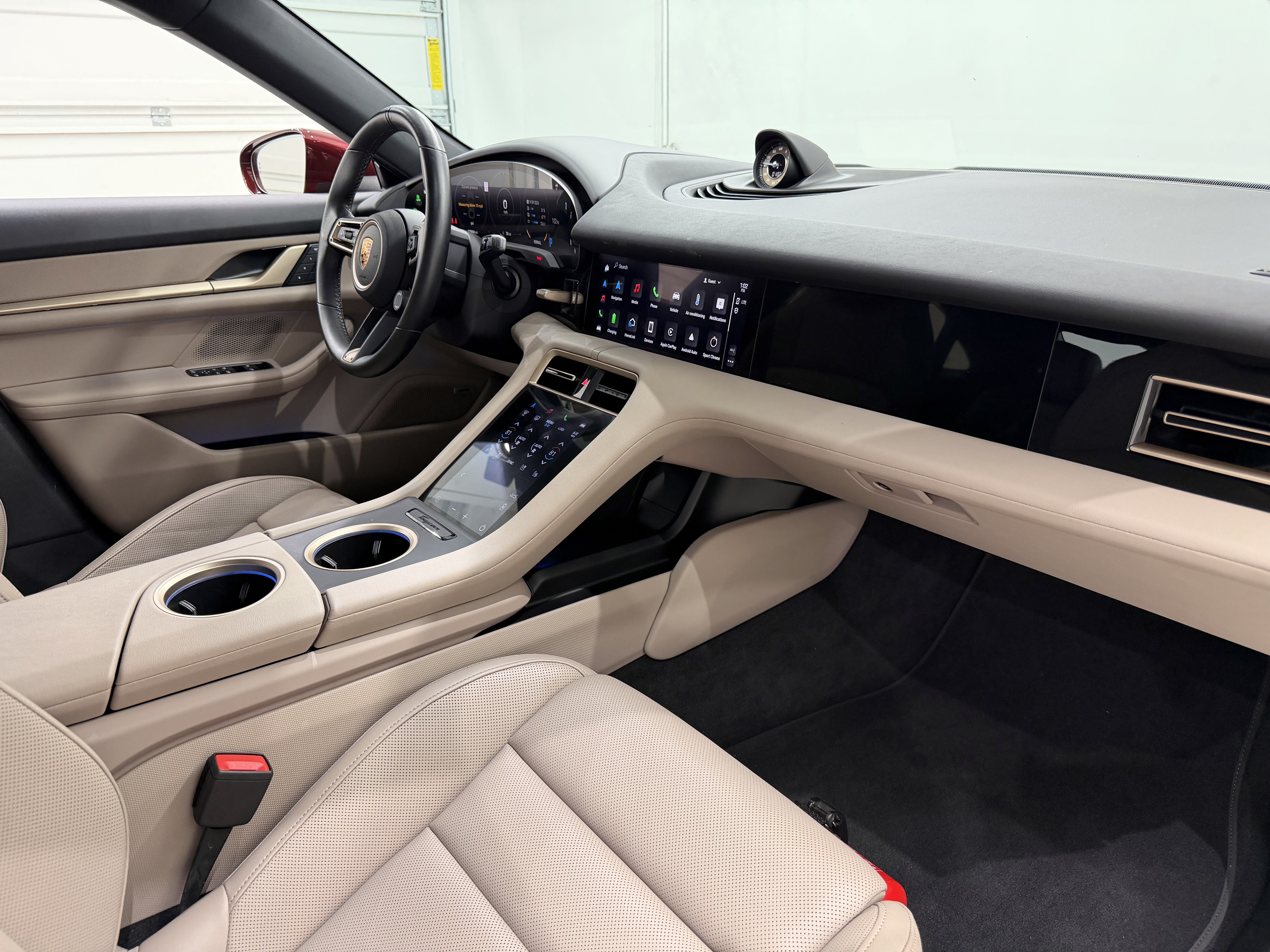 Certified 2022 Porsche Taycan 4S AWD/4WD image 23