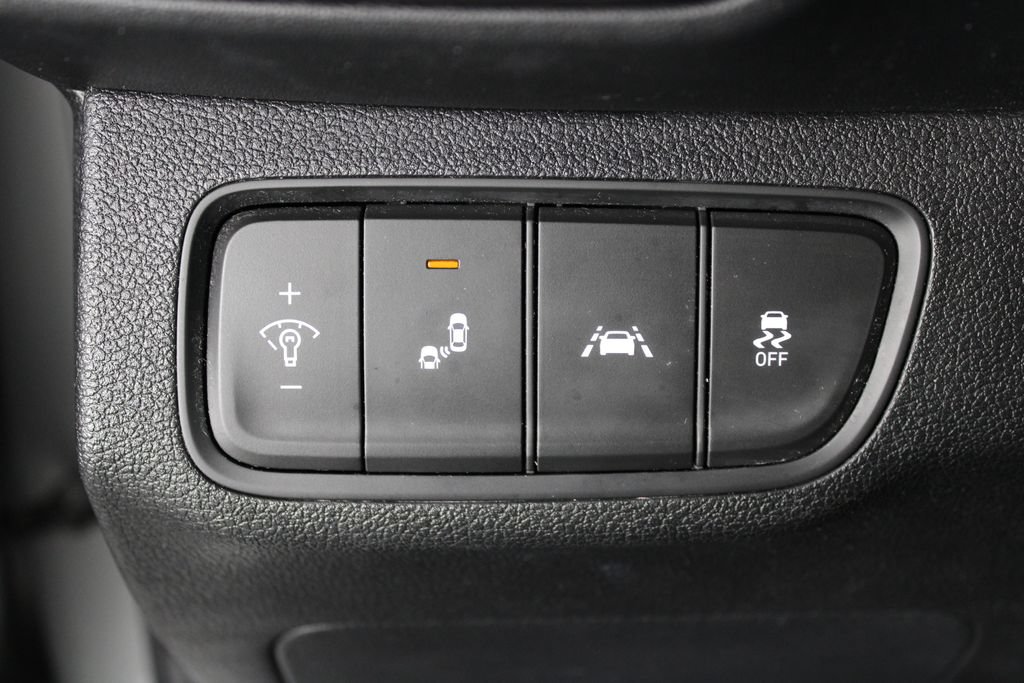 Used 2020 Hyundai Santa Fe SEL FWD image 22
