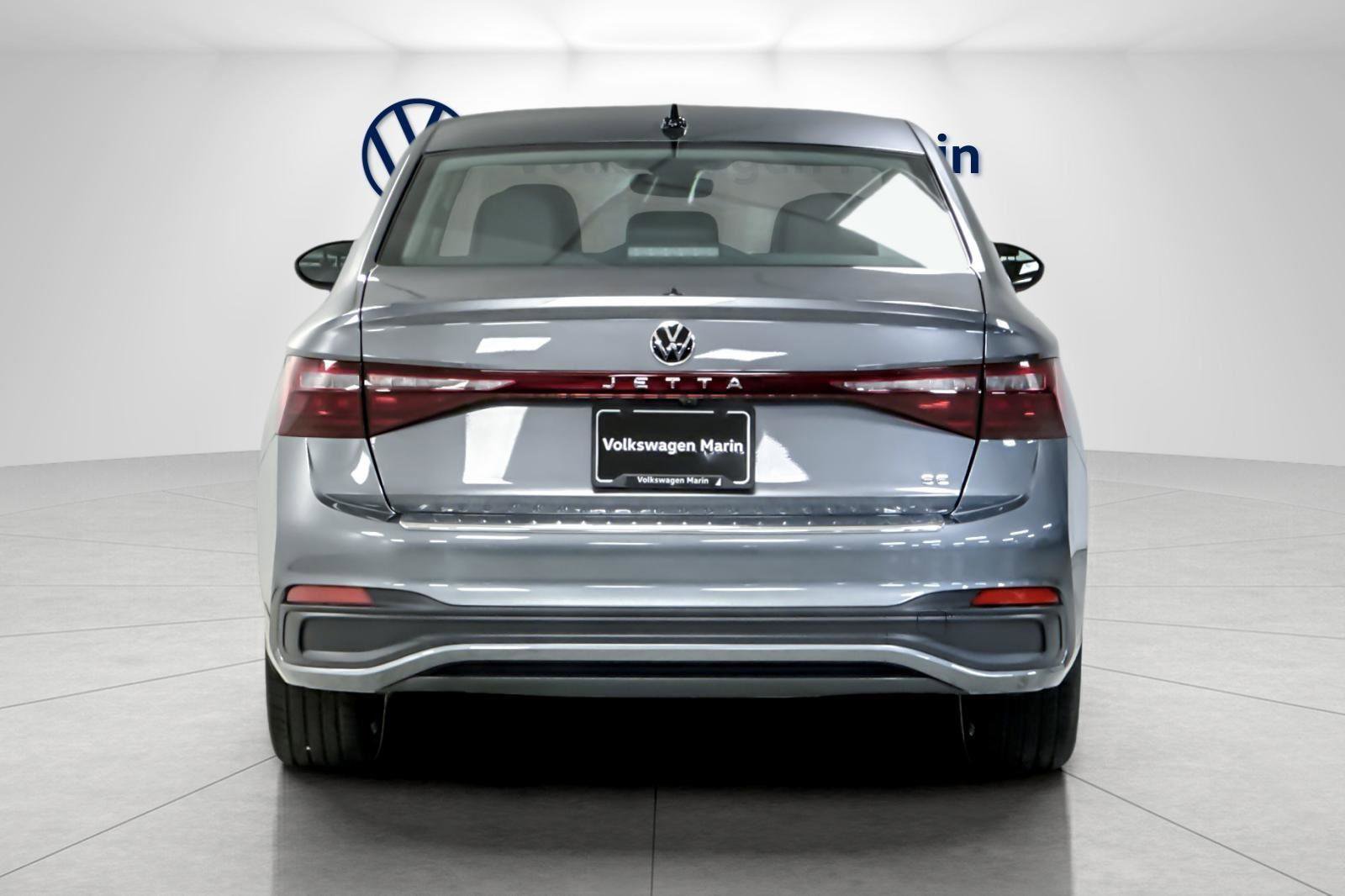 New 2026 Volkswagen Jetta SE image 4