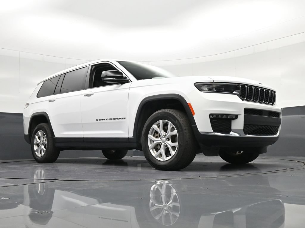 Used 2023 Jeep Grand Cherokee L Limited AWD/4WD image 26