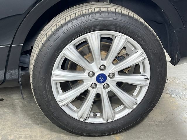 Used 2017 Ford Escape Titanium FWD image 37
