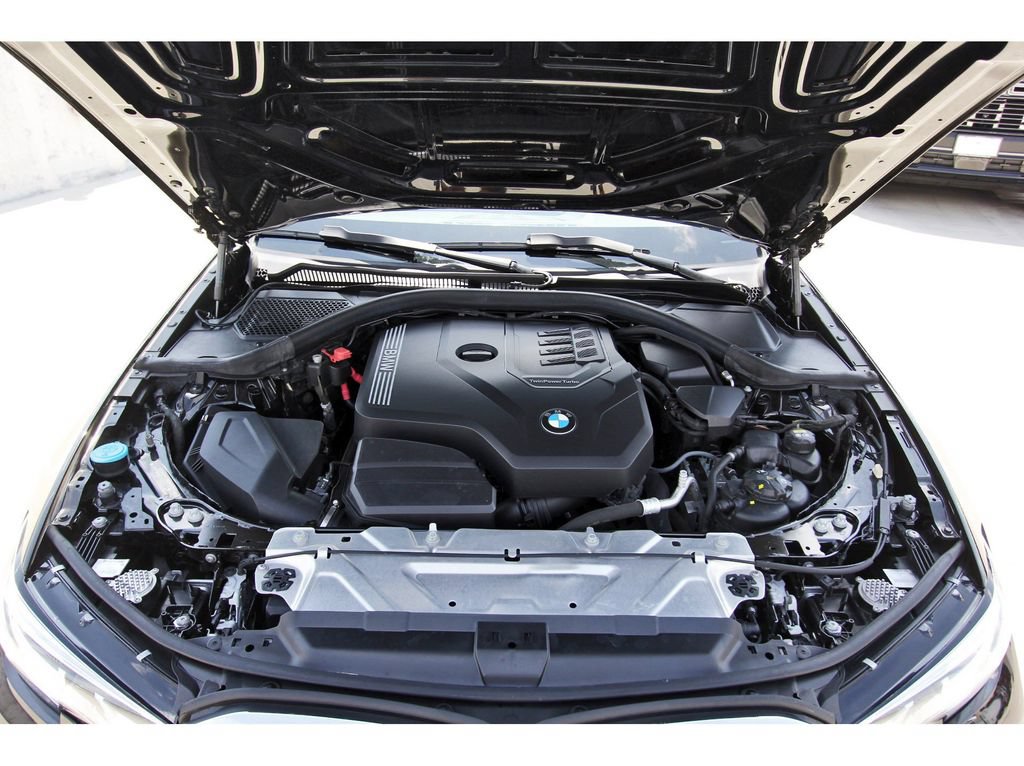 Used 2022 BMW 330i Sedan w/ Driving Assistance Package RWD image 27
