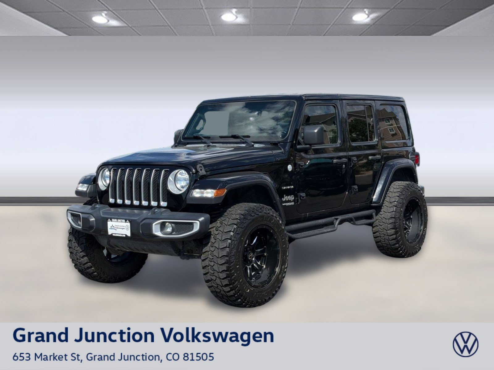 Used 2020 Jeep Wrangler Unlimited Sahara w/ Uconnect 4C Nav & Sound Group AWD/4WD image 1