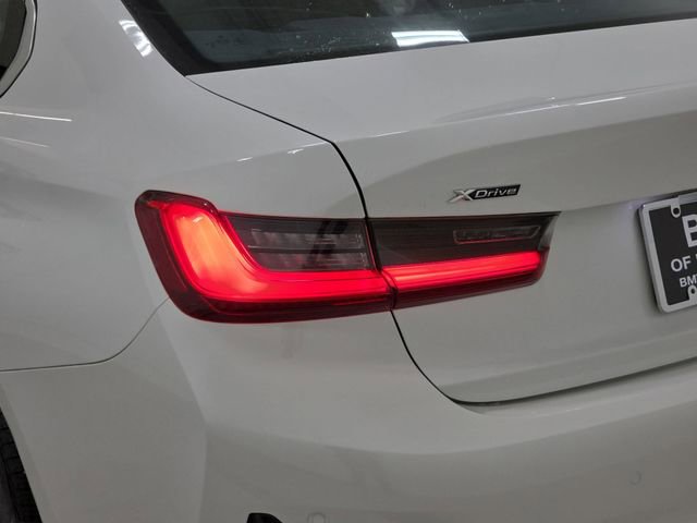 Used 2021 BMW 330i xDrive Sedan w/ Convenience Package AWD/4WD image 34