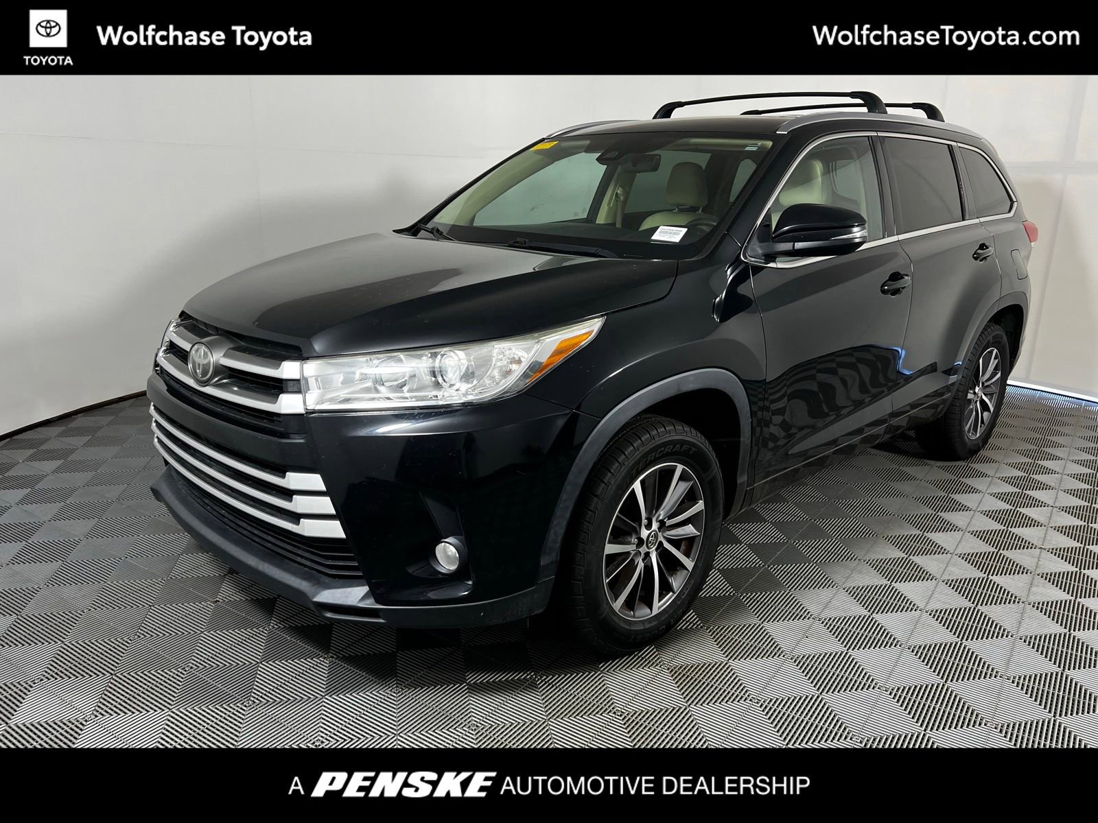 Used 2017 Toyota Highlander XLE