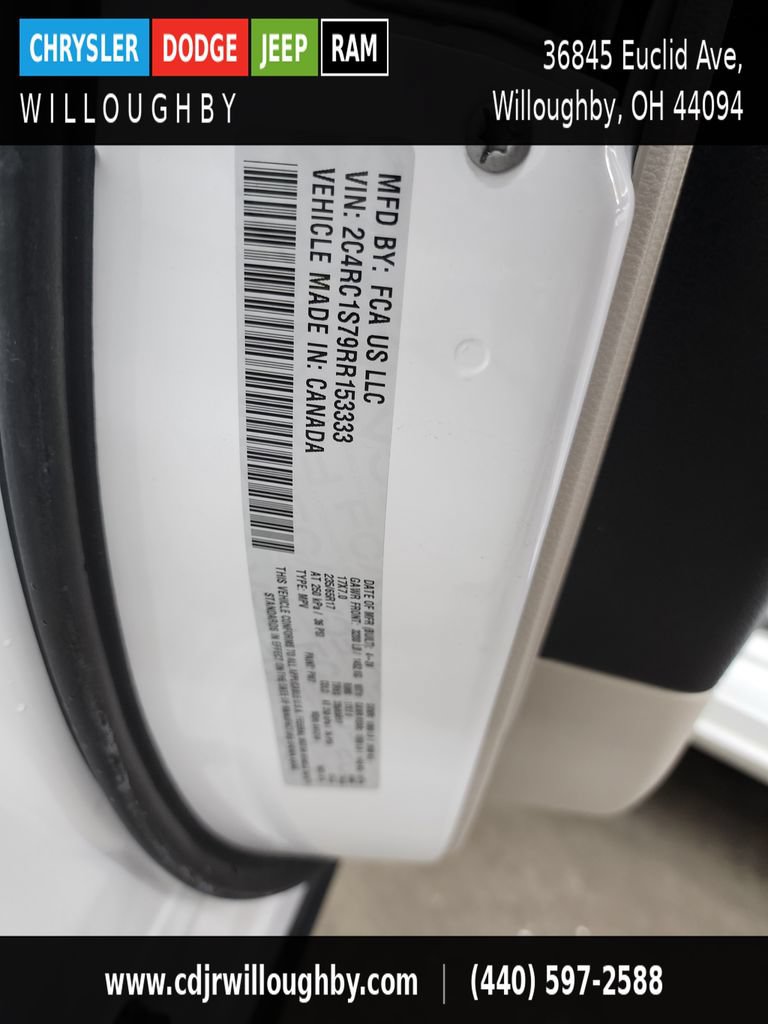 Used 2024 Chrysler Pacifica Limited FWD image 44