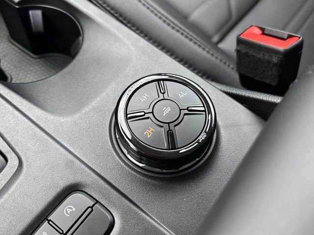 Used 2025 Ford Ranger Lariat w/ FX4 Off-Road Package image 30