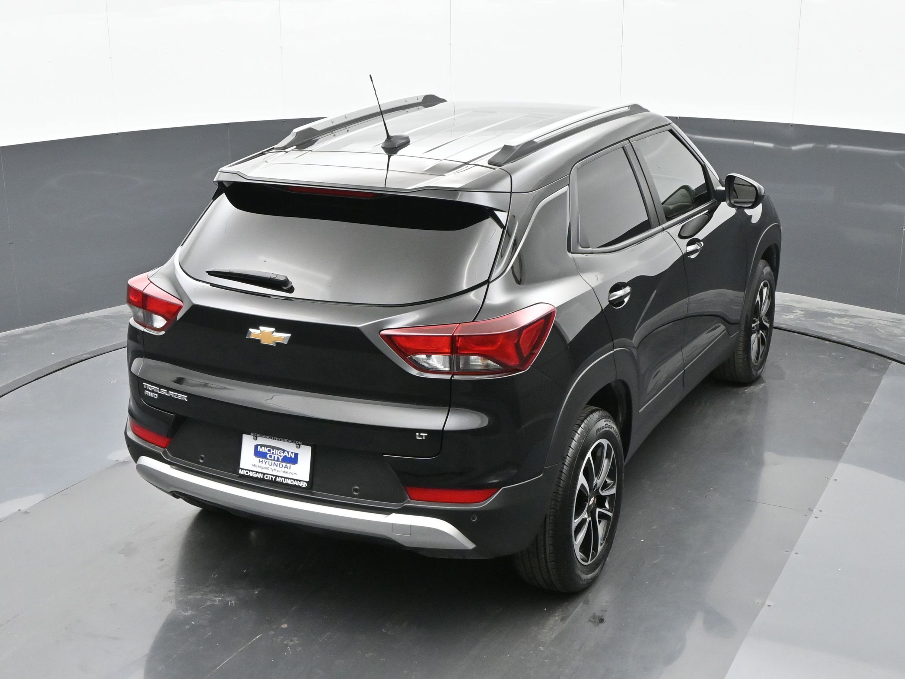 Used 2024 Chevrolet TrailBlazer LT w/ LT Cold Weather Package image 35