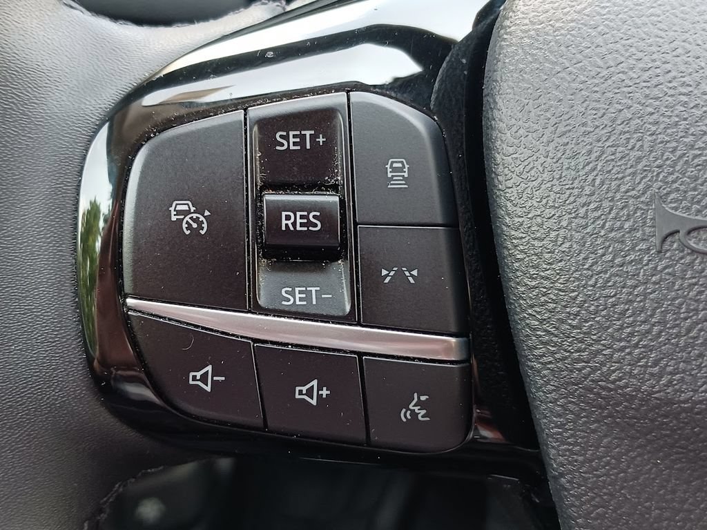 Used 2023 Ford Escape Active w/ Tech Pack #2 AWD/4WD image 18