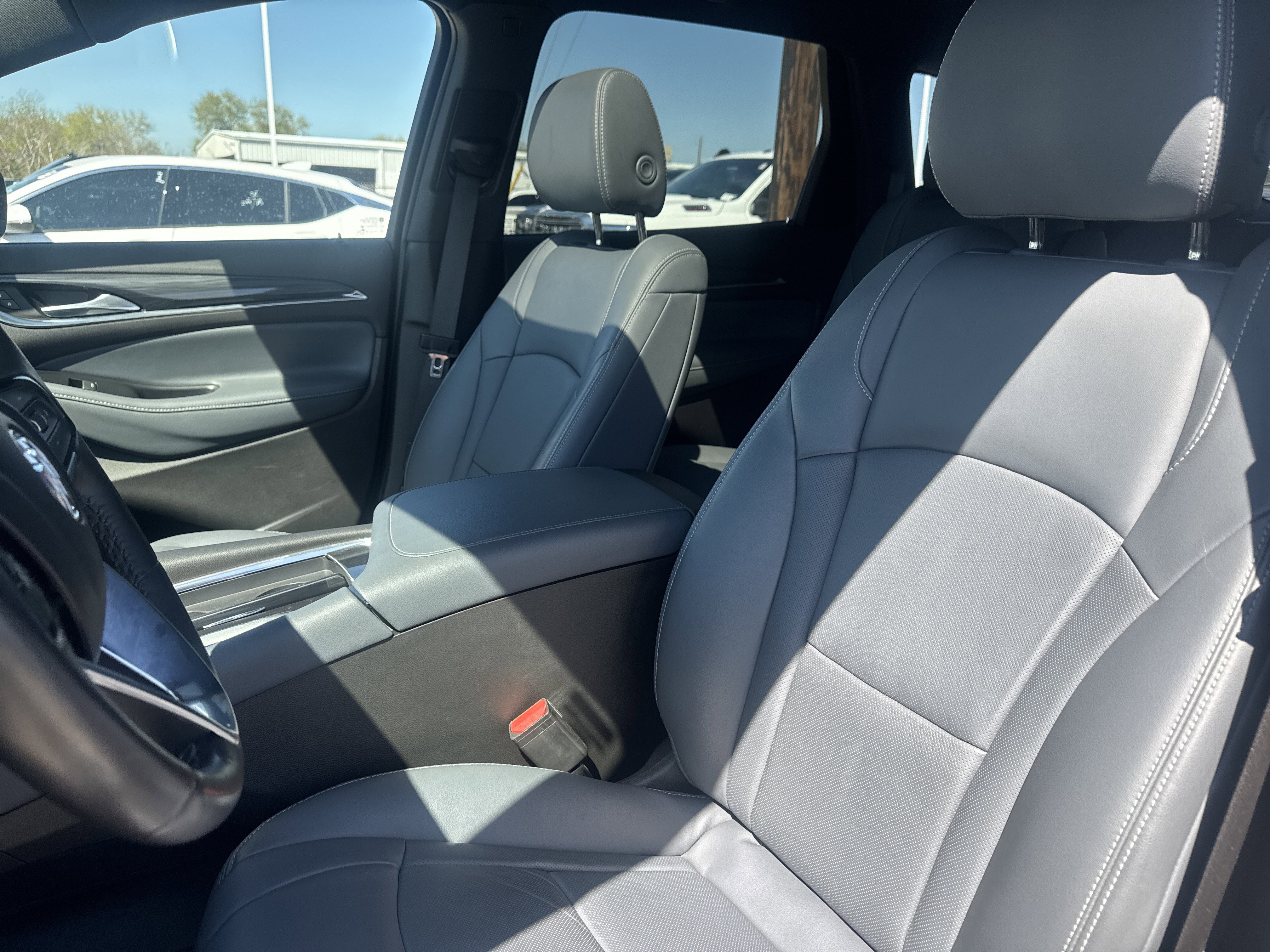 Used 2023 Buick Enclave Premium w/ Experience Buick Package image 6