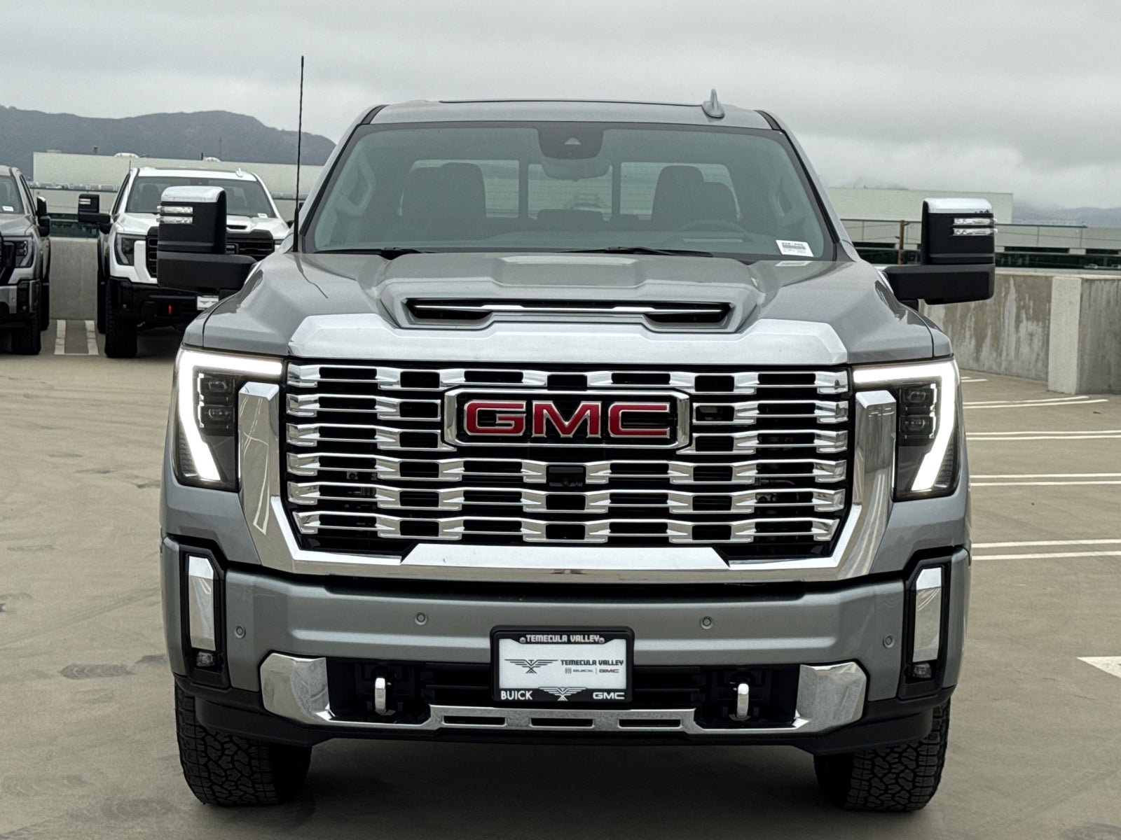 New 2026 GMC Sierra 2500 Denali w/ Denali Reserve Package AWD/4WD image 5