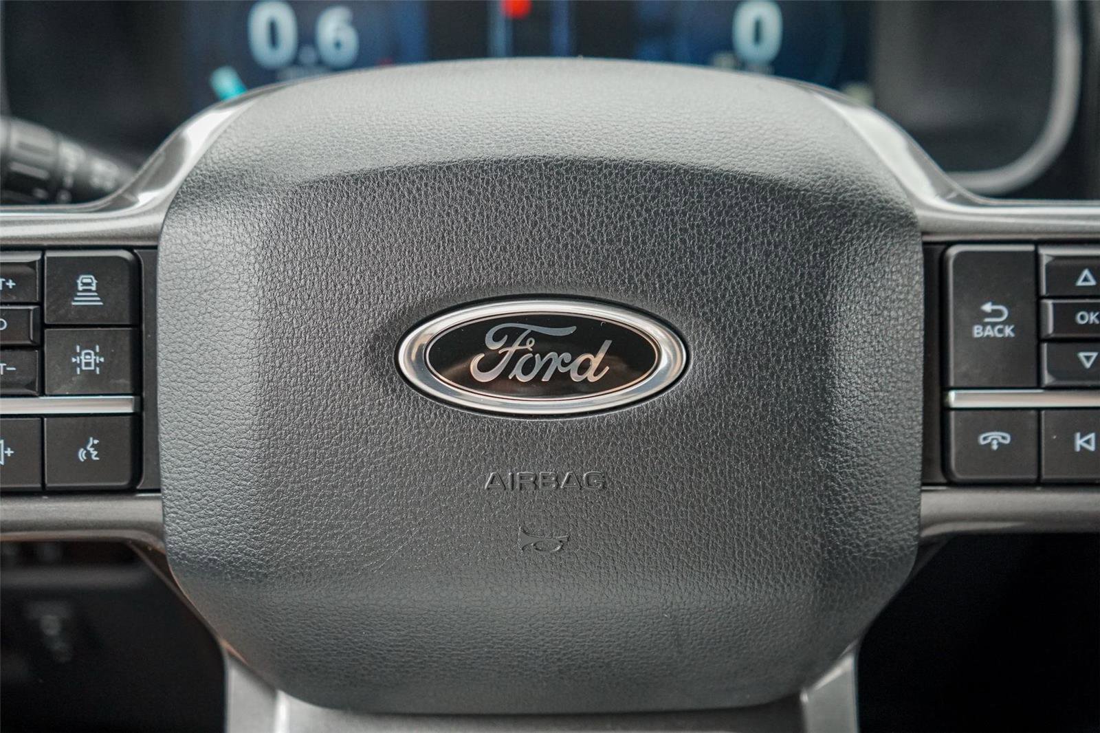 Used 2023 Ford Expedition Limited image 16