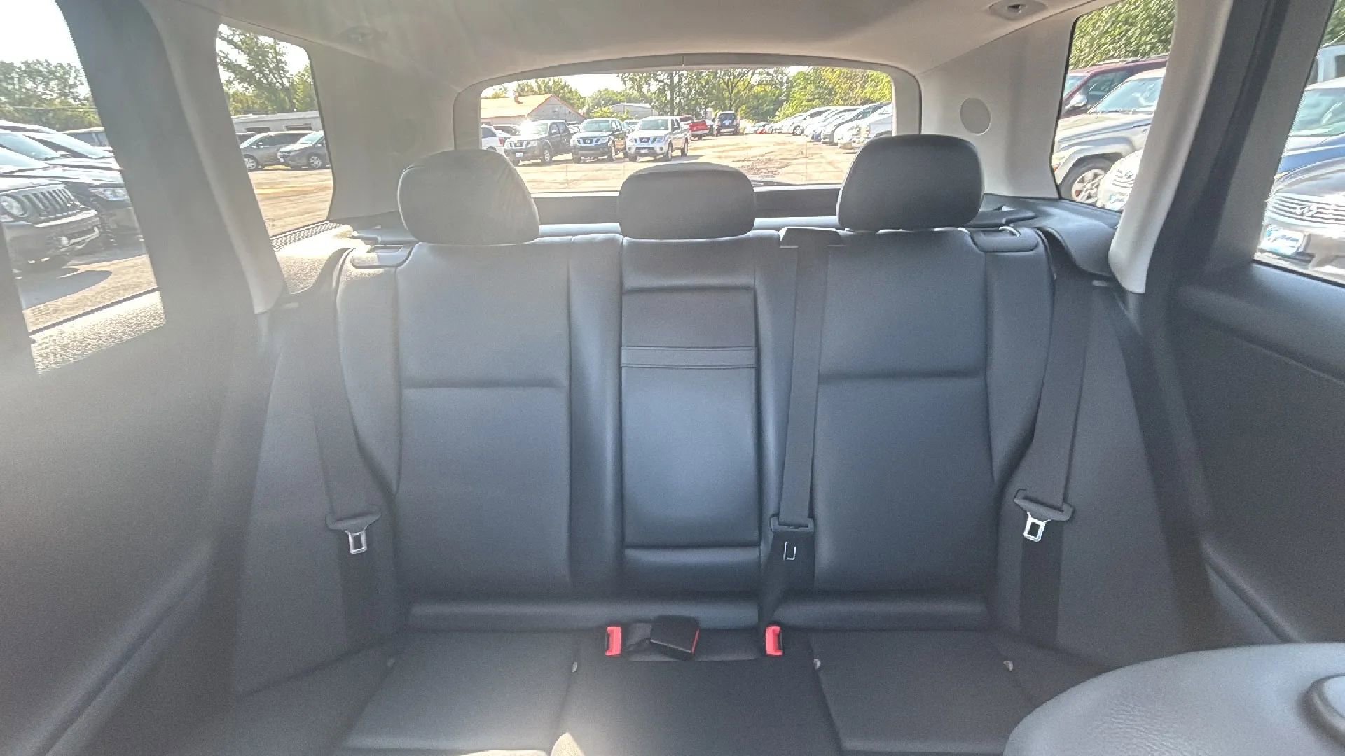 Used 2010 Mercedes-Benz GLK 350 4MATIC image 17