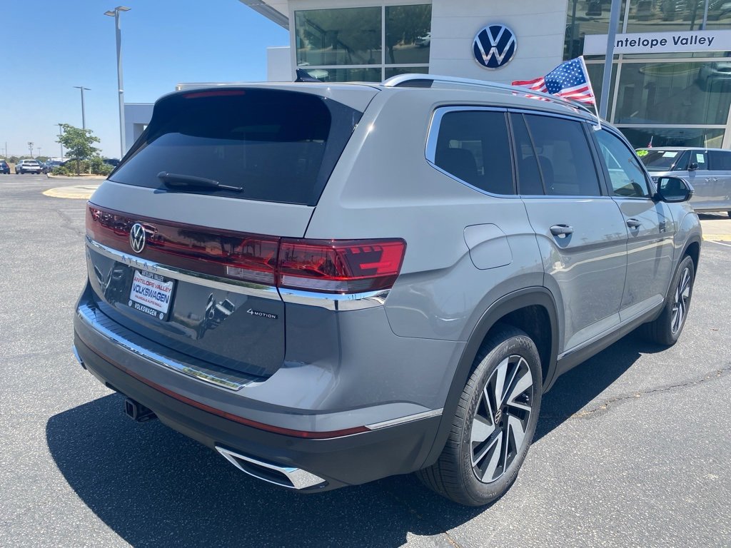 New 2025 Volkswagen Atlas SEL image 7