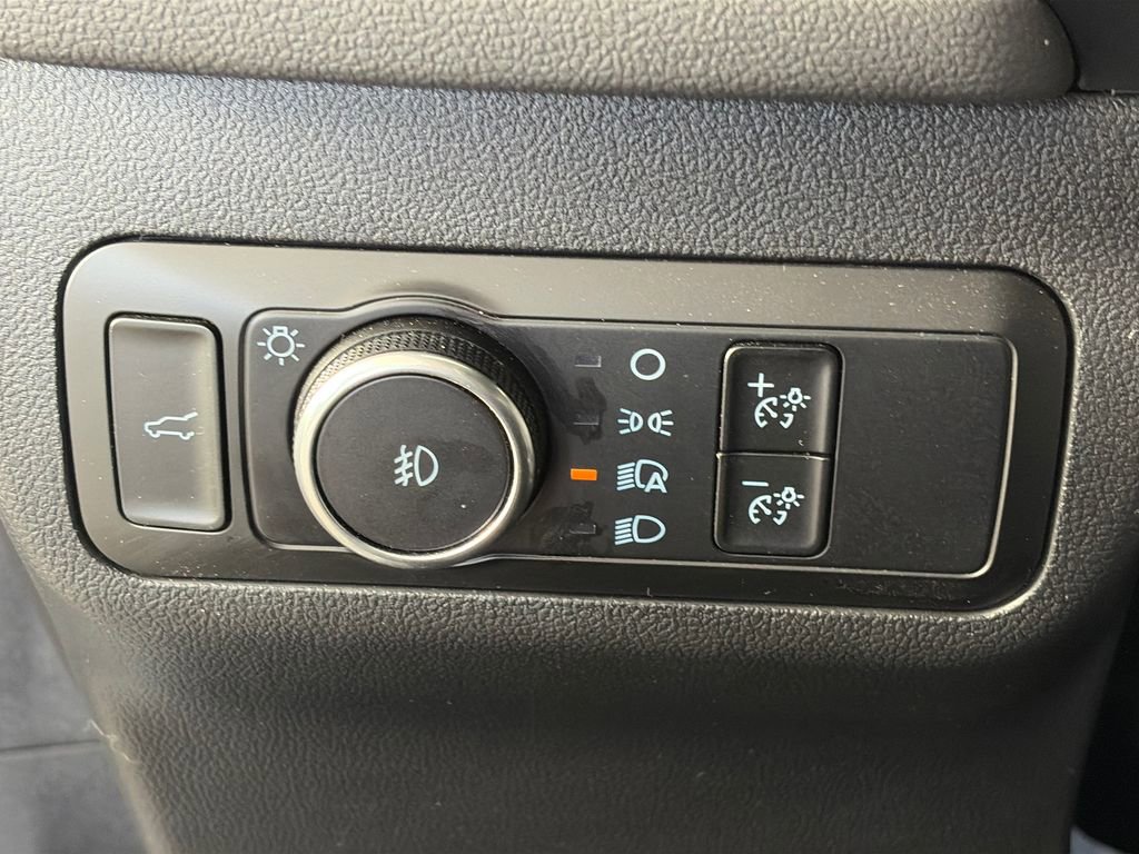 Used 2025 Ford Escape ST-Line Select AWD/4WD image 22