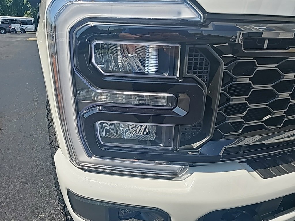 New 2025 Ford F250 Lariat w/ Lariat Ultimate Package image 7