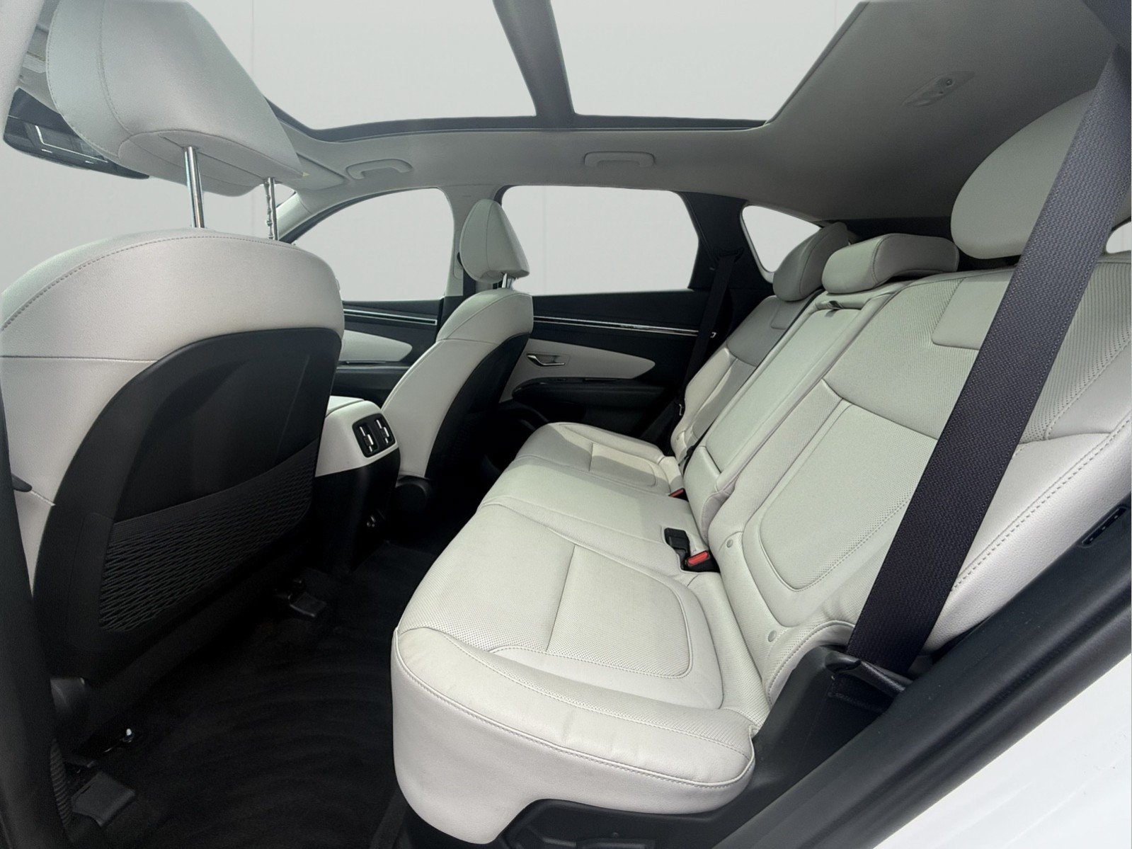 Used 2022 Hyundai Tucson Limited AWD/4WD image 7