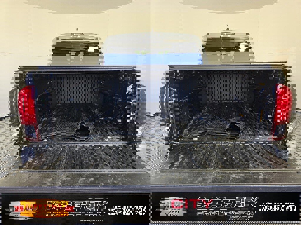 Used 2018 Toyota Tacoma TRD Sport image 32