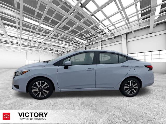Used 2025 Nissan Versa SV image 6