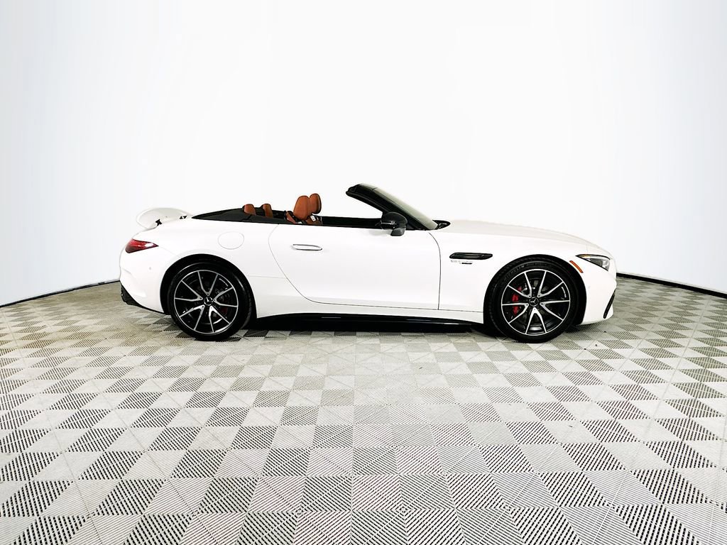 Certified 2022 Mercedes-Benz SL 55 AMG 4MATIC image 8
