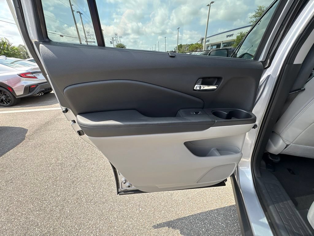 Used 2019 Honda Pilot Touring image 15