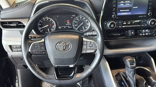 Certified 2021 Toyota Highlander XLE FWD image 21