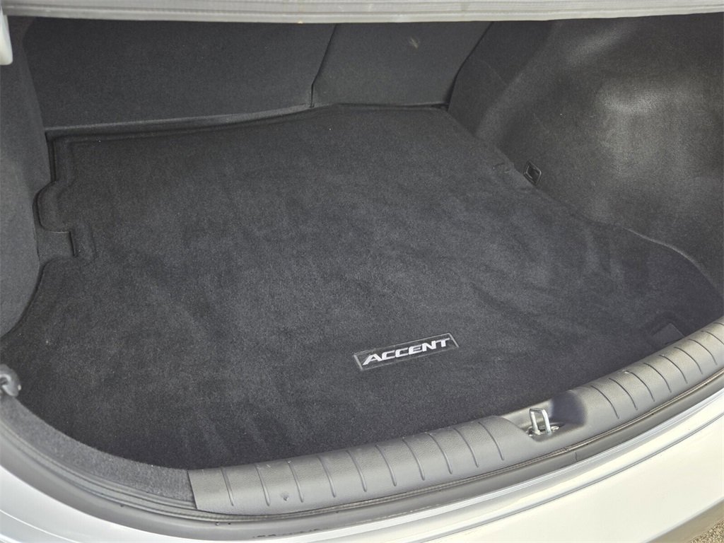 Used 2022 Hyundai Accent SEL w/ Cargo Package image 13