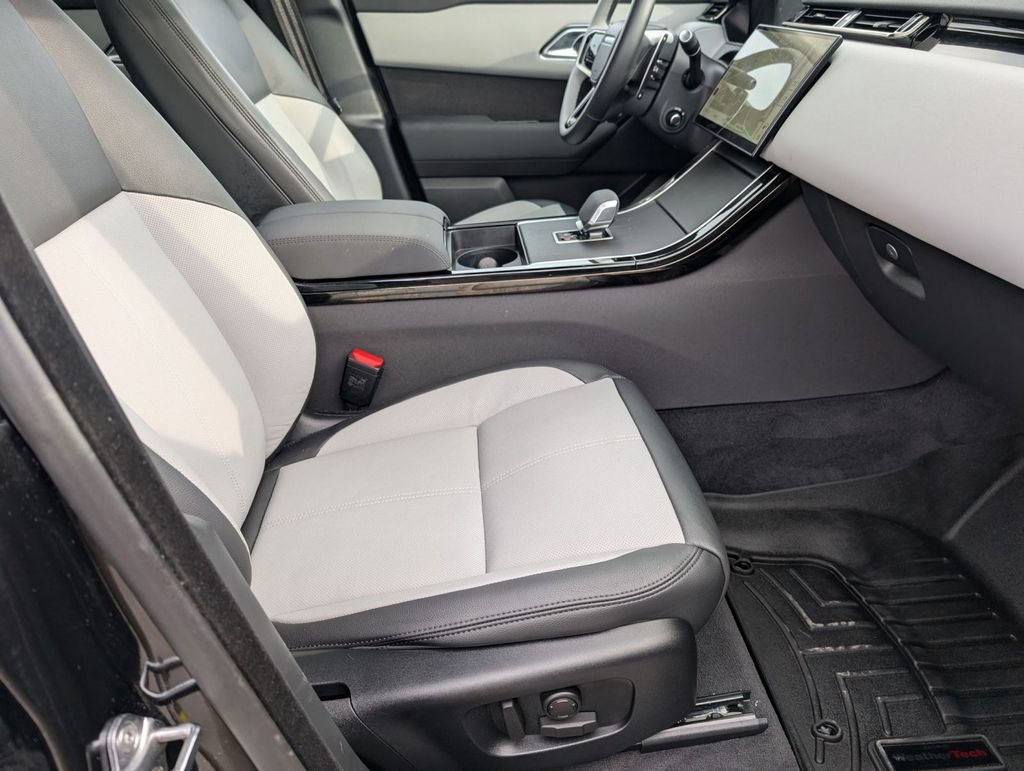Used 2025 Land Rover Range Rover Velar S image 43