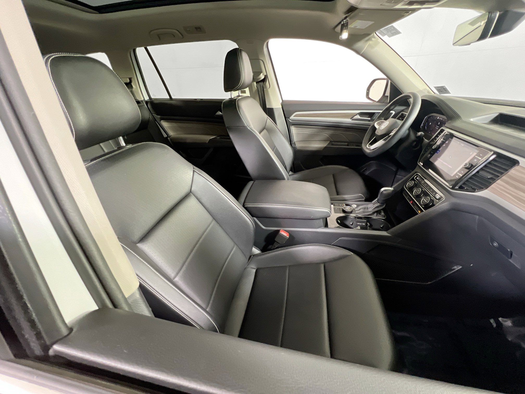 Used 2022 Volkswagen Atlas SEL image 29